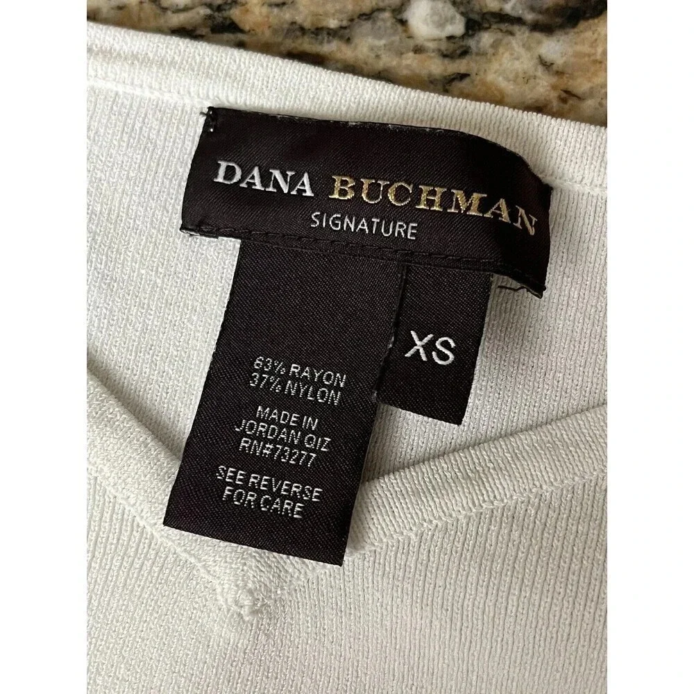 Dana Buchman Ivory Sleeveless Knit Tank Top XS Nylon Blend Pullover Preppy